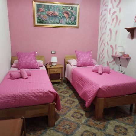 Bed & Breakfast Paui Cabras Exterior photo
