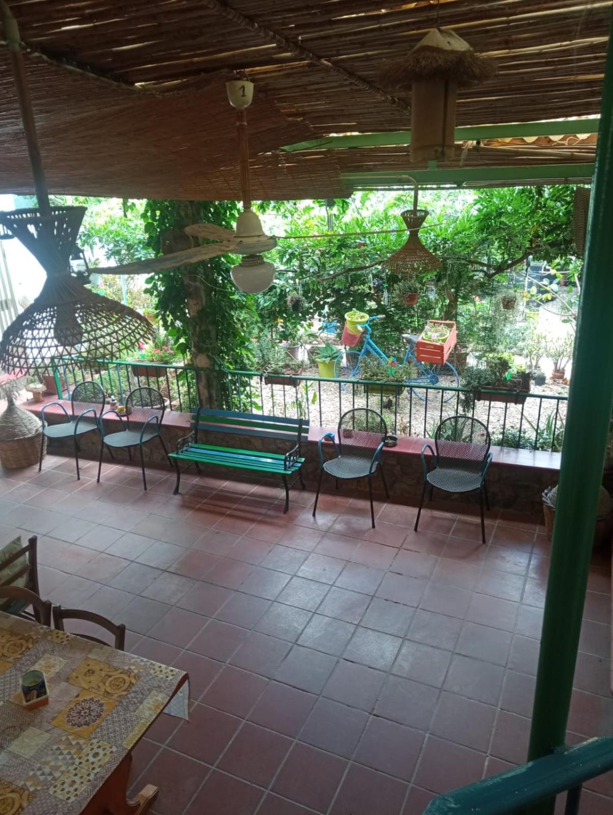 Bed & Breakfast Paui Cabras Exterior photo